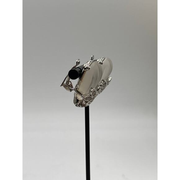 Kenneth Jay Lane White Lucite & Clear Crystal Clip-On Earrings - Picture 4 of 12